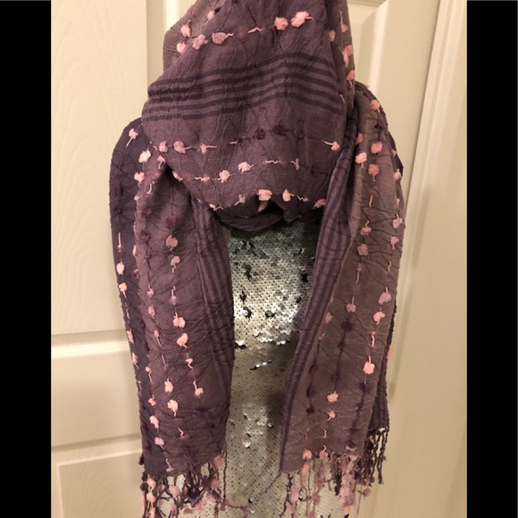 Bohemian Wrap/Scarf (Pom-Pom trims & tassels) - Picture 2 of 12